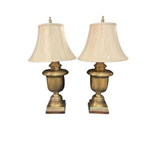 Vintage Frederick Cooper Wood & Brass Urn Table Lamp